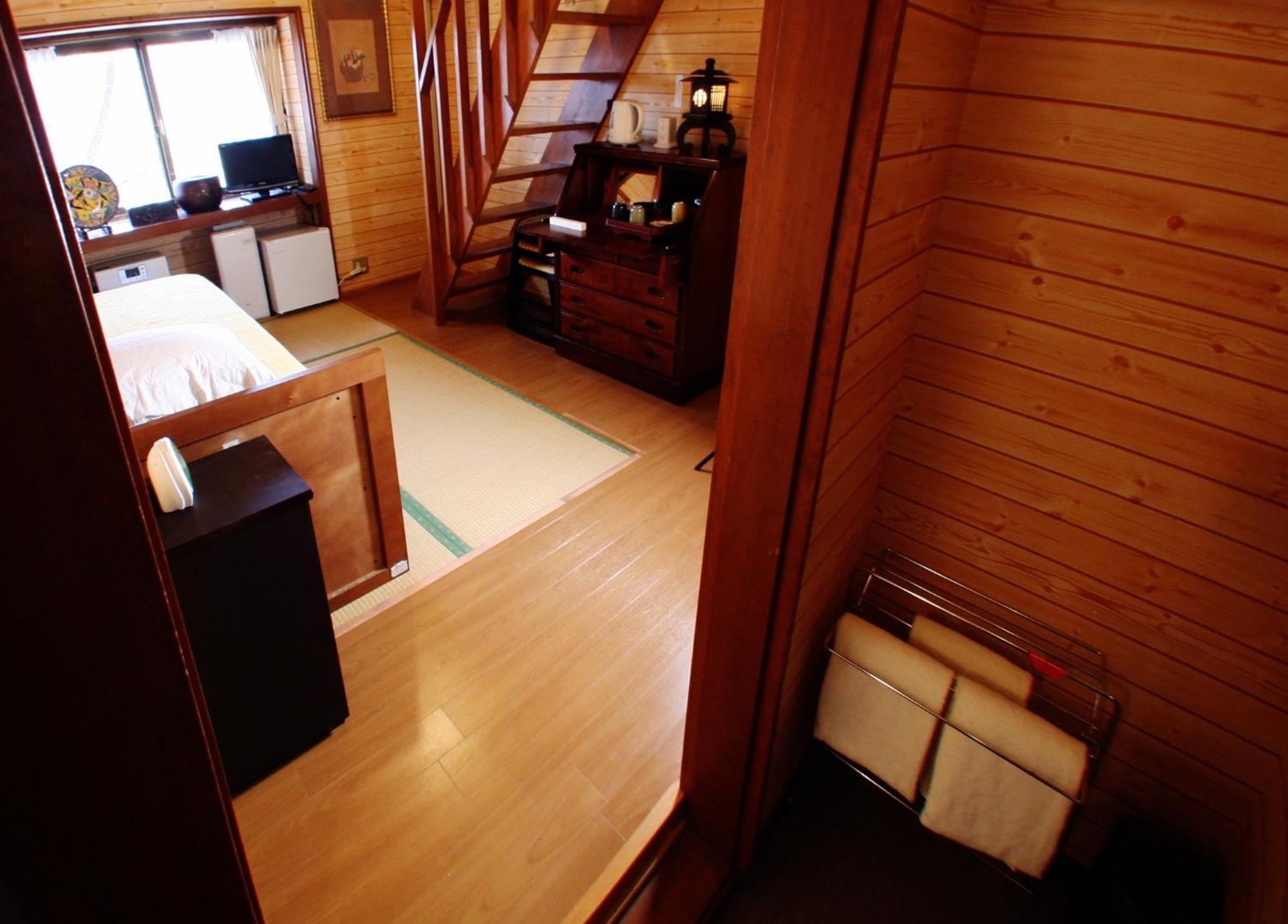 Gableview Forest Inn ゲーブルビュー Никко Номер фото